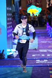 BIB: 530
                            <button type="button" onclick="openModal(26224566)" class="btn btn-primary btn-sm float-right btn-popup" data-toggle="modal" data-target=".modal-high-quality">
                        <i class="fas fa-shopping-cart"></i> Add to Cart
                    </button>
                                            <button type="button" onclick="isThisMe(26224566, true)" class="btn btn-success btn-sm float-right btn-popup btn-isme hidden" data-toggle="tooltip" data-placement="bottom" title="นี่คือรูปของคุณใช่ไหม คลิกที่นี่เพื่อเอาเข้าอัลบั้ม">
                        <i class="fas fa-plus"></i> Add to album
                    </button>
                    <button type="button" onclick="isThisMe(26224566, false)" class="btn btn-warning btn-sm float-right btn-popup btn-isnotme hidden">
                        <i class="fas fa-ban"></i> Remove from album
                    </button>